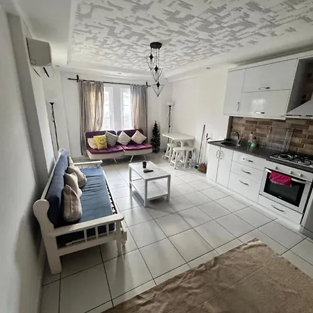 Apartment B Garden E-9